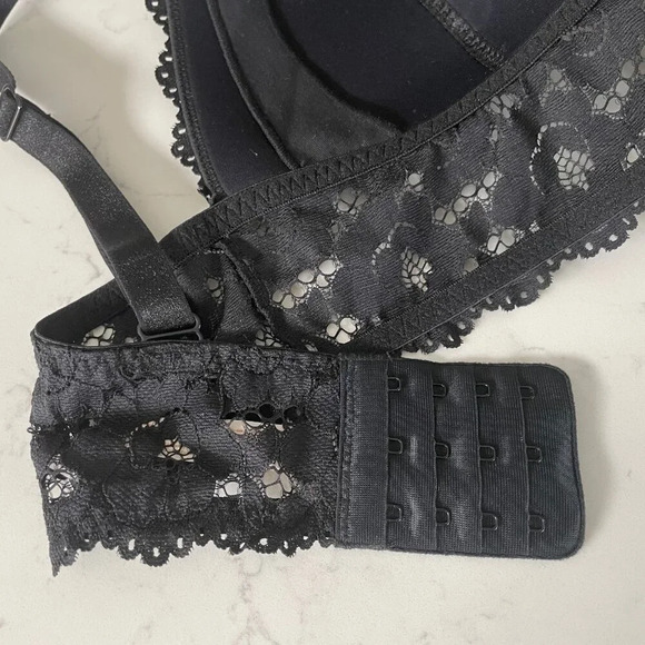 Momanda Lace Plunge Nursing Bralette Polyamide Elastane Black Sz 38B NWOT - Picture 8 of 14